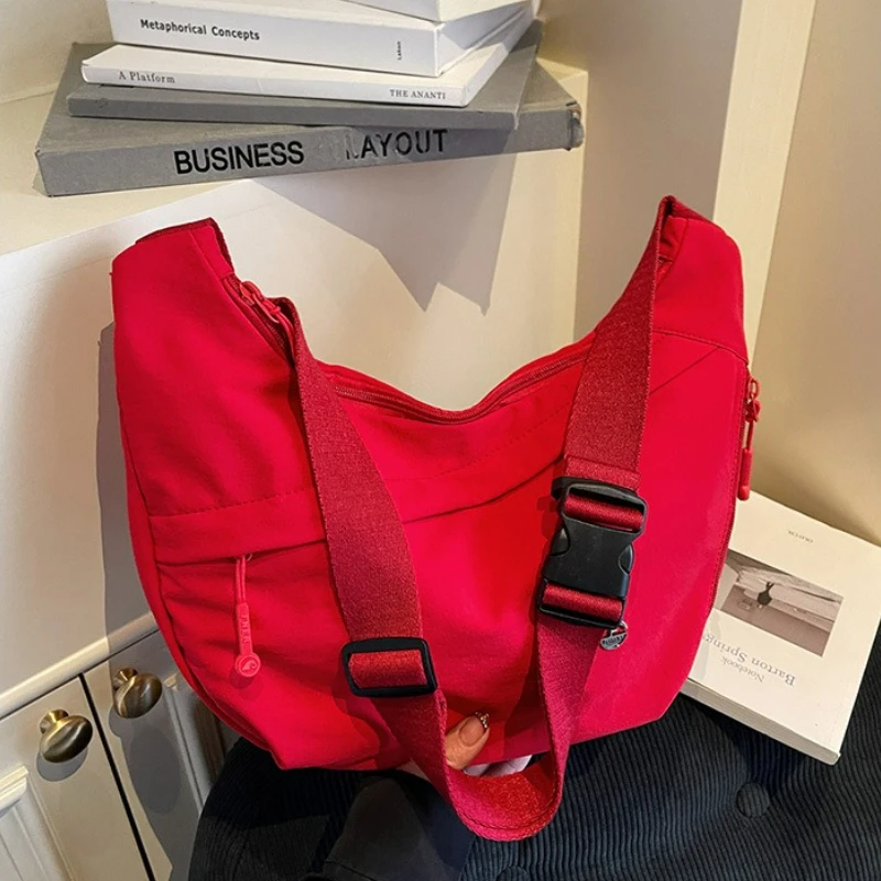 

New Japanese Style Large Capacity Nylon Hobo Bag Women Casual Texyure Crossbody Shoulder Bag Simple and Versatile Commuting Bag