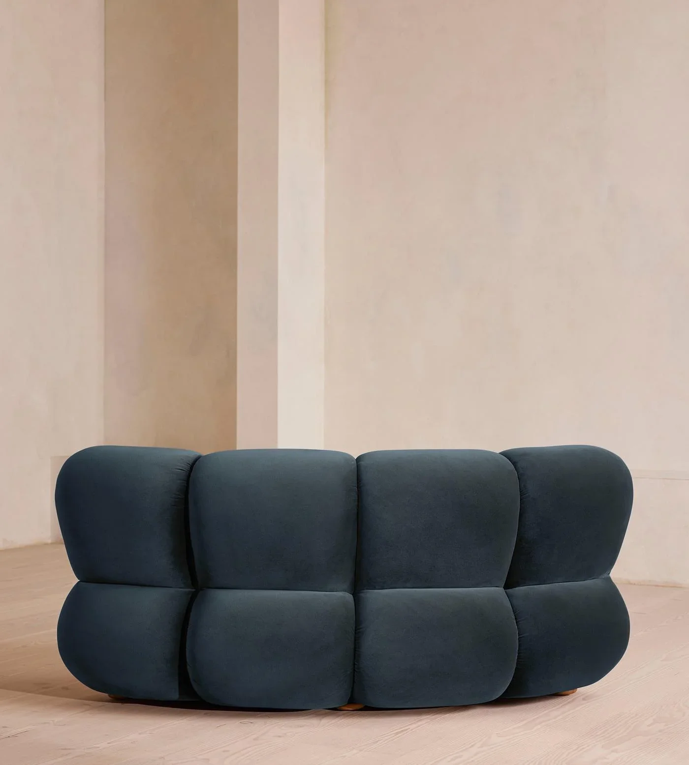 #az Modern Luxury Individual Armchair for Home Relaxation Comfortable Wooden Design with Durable Features for Homede sala