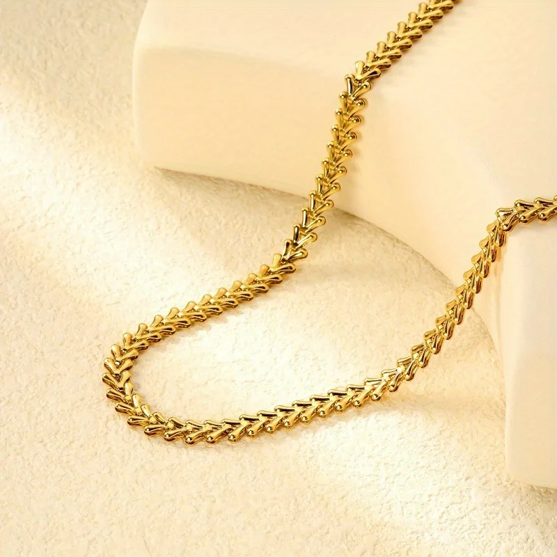 Chunky Wheat Shape Link Chain Necklace Gold Plated Stainless Steel Tarnish Resistant for Women Office & Casual Wear