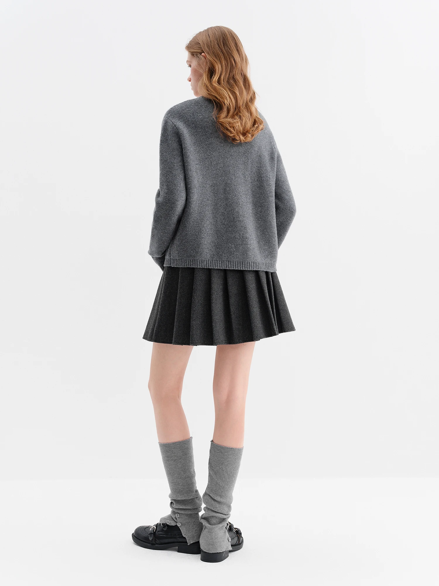 FSLE Vintage Delicate Beaded Embellishments Pure Wool Knit Women Sweater 2025 Winter New Arrival Simple Round neckline Cardigan