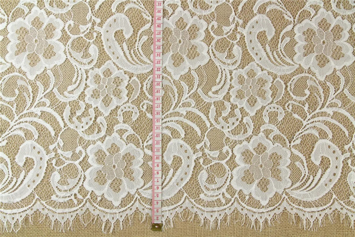 Wholesale New design high quality 3 meters x 1.35 meter Eyelash bridal lace fabric and  French voile African light lace fabric