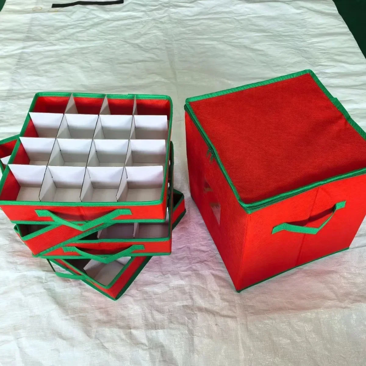 Spot 64 grid color ball storage box, red non-woven zipper storage box, corrugated plywood Christmas jewelry storage