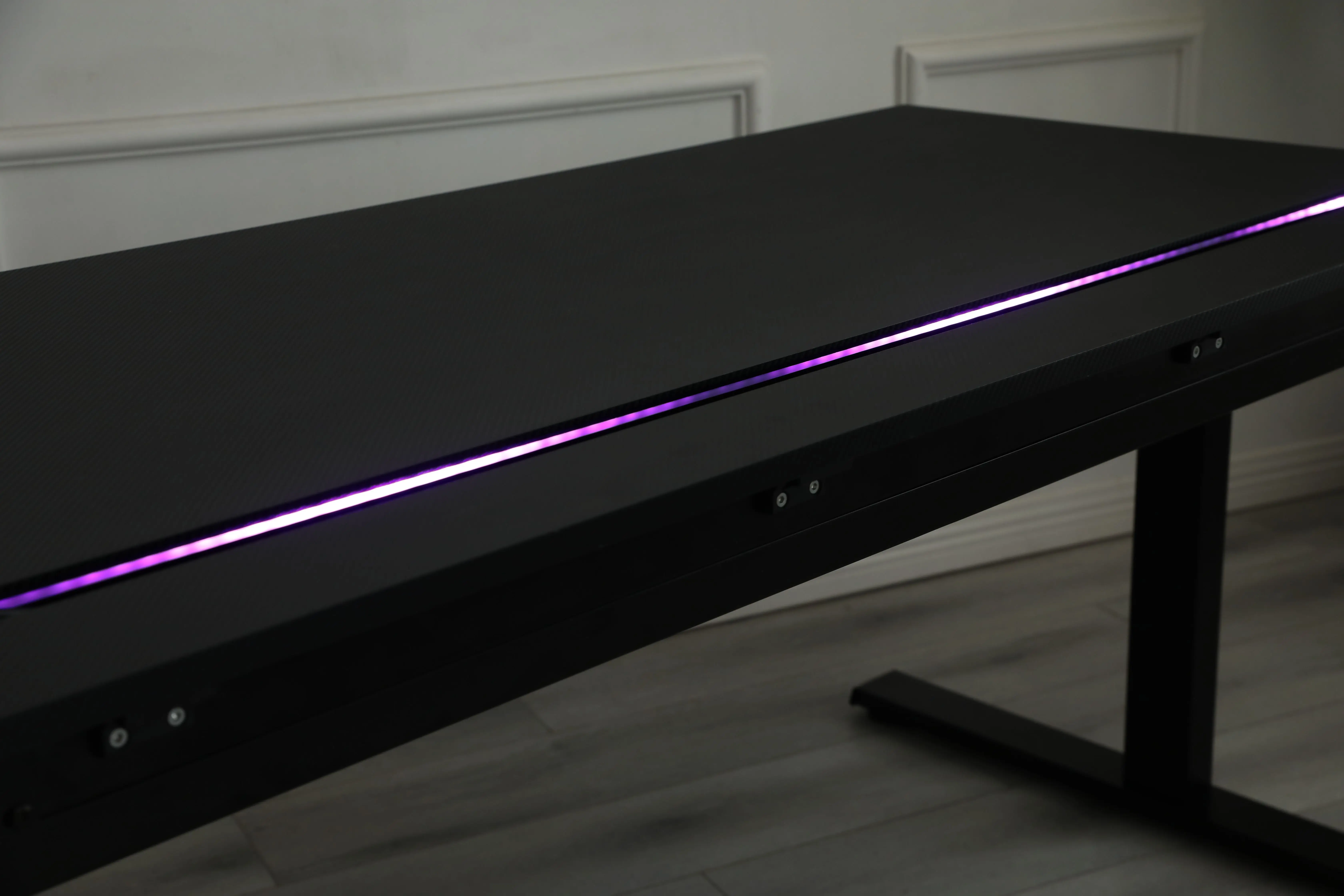 Electric Height Adjustable Standing Gaming Desk Dual Motors Computer Laptop Table With LED RGB Light