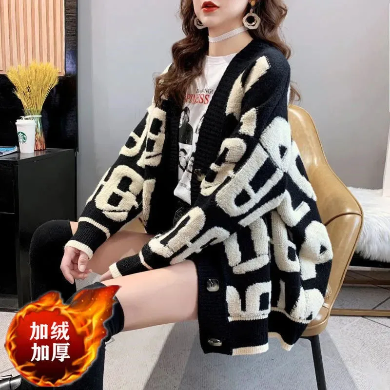 

Women Autumn Winter Adding Velvet Thicken Cardigan Female Coat Loose Fitting Sweater Jacket Female Knitting Cardigans Sweaters