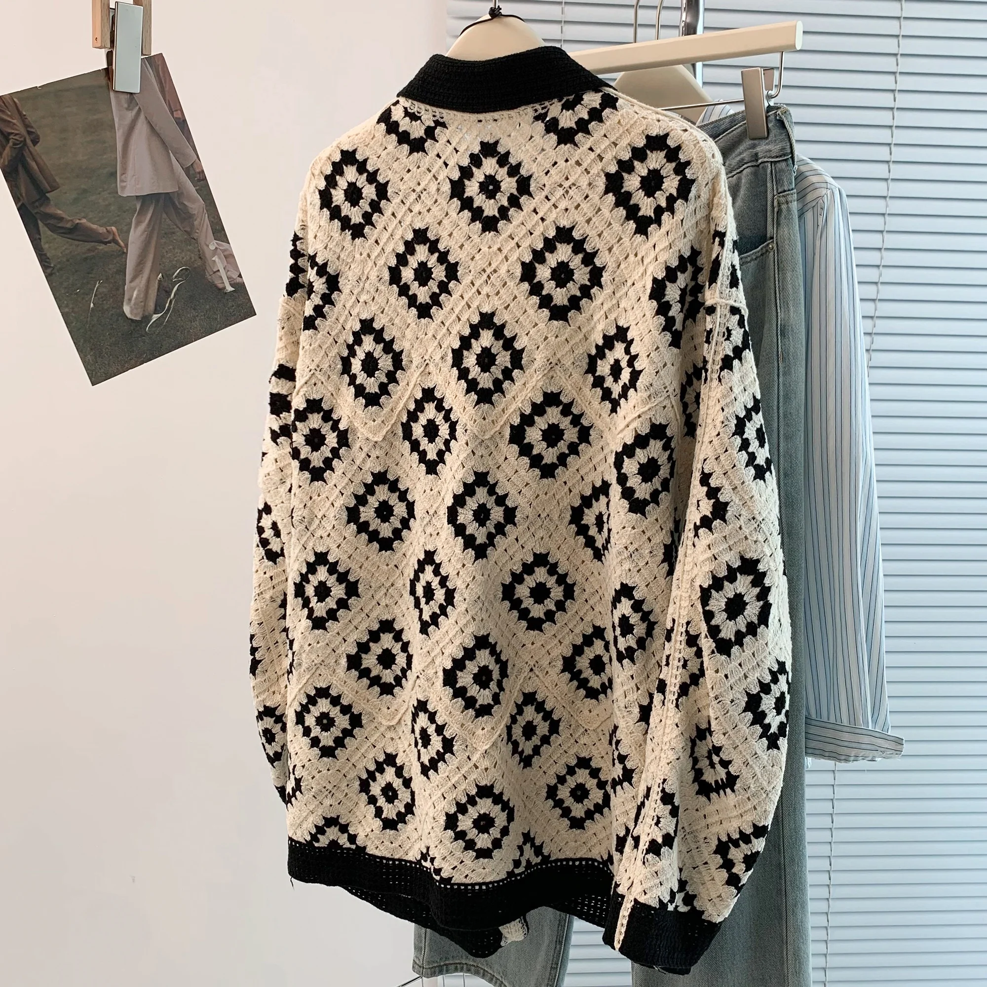 カジュアルなゆったりとしたニットコットンのティード、透かし彫りのダイヤモンド柄のオープンカーディガン、秋冬の新作、小さめのフレンチスタイル、スリーブアウト...