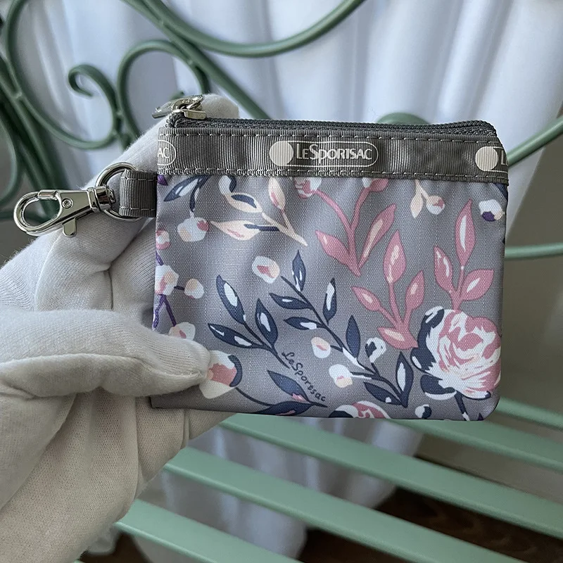 Borsa Snoopy Cartoon 11 * 10 cm Cartoon Kuromi Hello Kitty Girl Borsa pendente impermeabile Cambia borsa per carte accessorie chiave portamonete