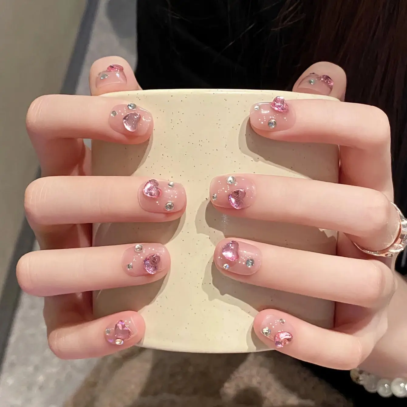 SKY CLOUD 10Pcs Handmade Love Pink Geometry Rhinestone Fake Nail Wear Nail Art Vitality Girl Short Fake Nails Blush Nail Patch