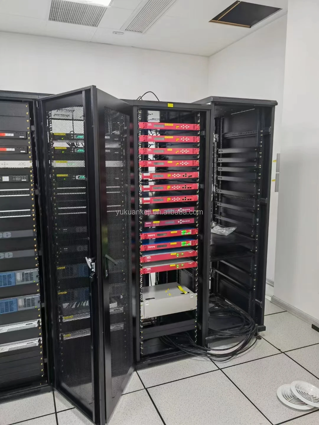 

Шлюз DVB-C/T2/S2 Full HD 1080P IRD Цифровой спутниковый IP-приемник декодер