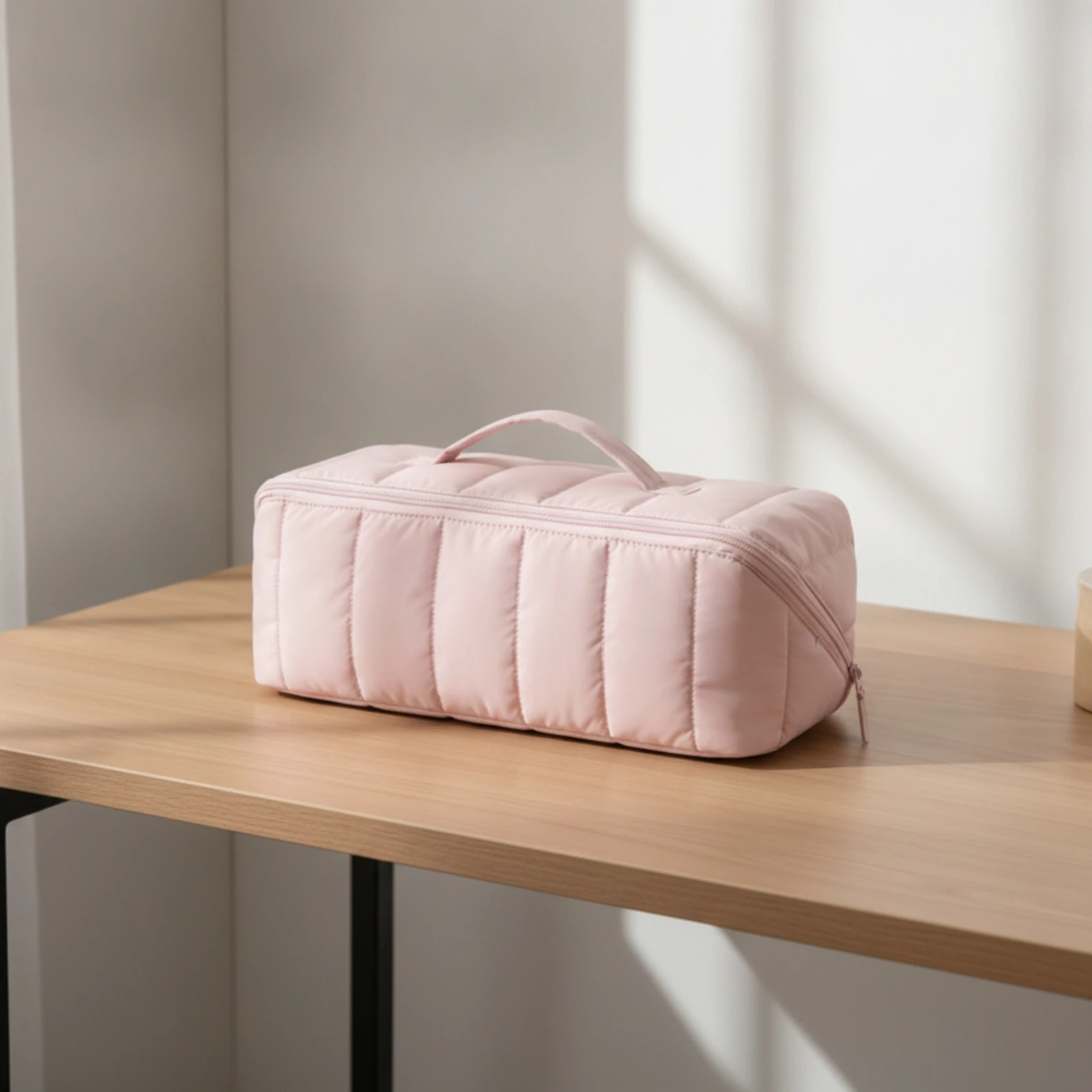 Hair Tool Bag with Handle Multipurpose Makeup Pouch with Handle Makeup Bag Long-Lasting Cosmetic Pouch Spacious for Travelers