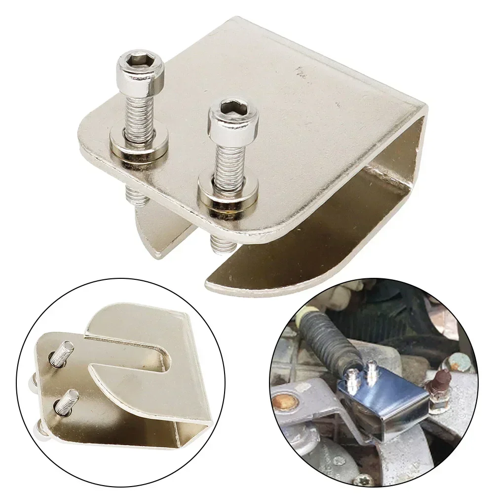 Smooth and Efficient Transmission with this For Vauxhall For For Nissan Gear Link Cable Repair Tool 7701473971