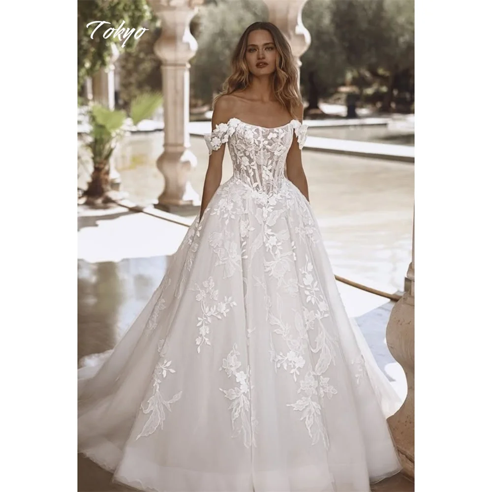 Tokyo Customized White Off Shoulder Wedding Dresses Sleeveless Flower Back Zip Bridal Gowns A-Line Court Train Wedding Gowns