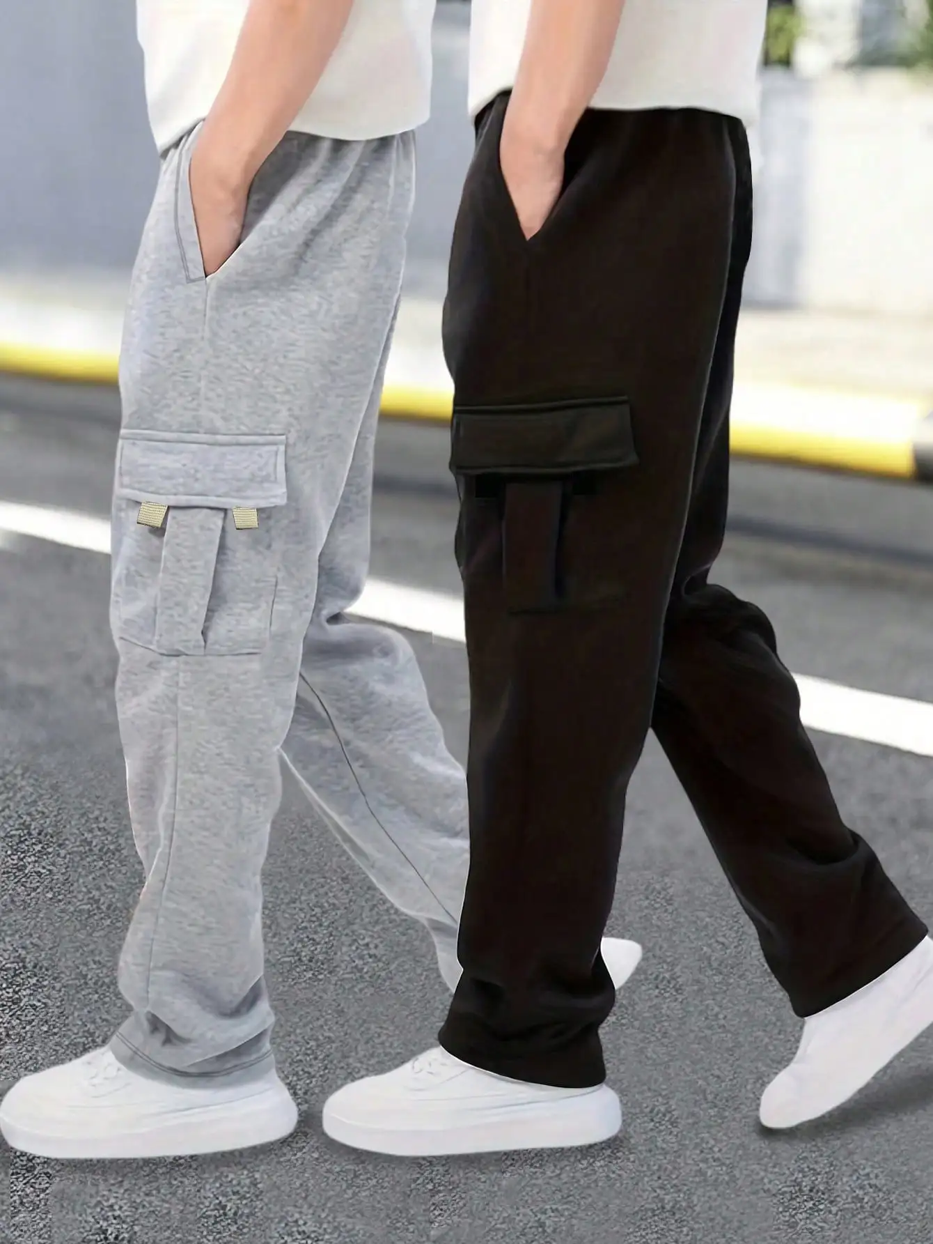 

Комплект из 2-х штук: свободные спортивные брюки-карго для мальчиков с боковыми карманами, прямого кроя, теплые, для весны, осени и зимы