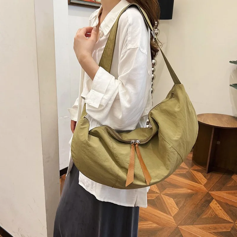 

2025 New High-end Luxury Brand Ladies Leather Tote Bag Famous Designer Elegant Simple Paris​