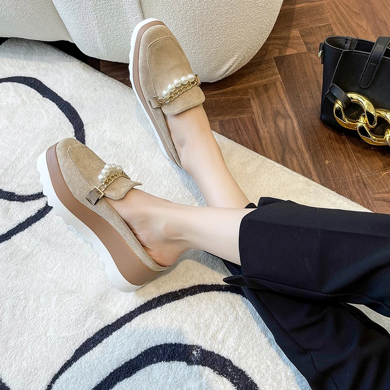 Vintage Flat Platform Women Shoes British Style Thick Heel Buckle Rivet Leather Slip-on Oxford Shoes Woman Loafers Casual Shoes