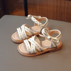 Sandali estivi per ragazze moda ricama fiore bambini scarpe da principessa Open-toe dolce Bowknot bambini sandali piatti causali suola morbida