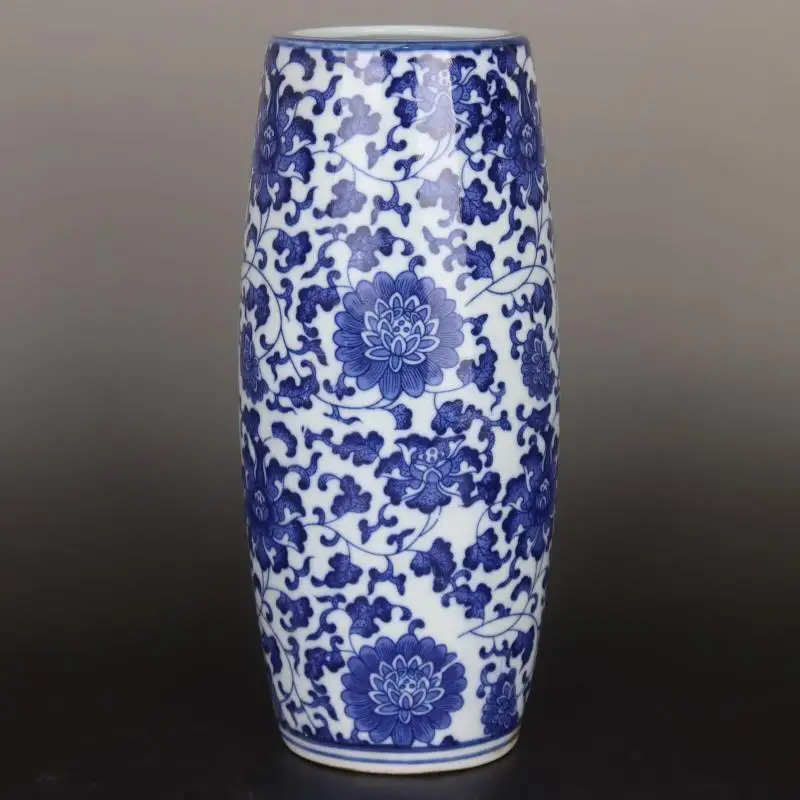 

Chinese Blue and White Porcelain Qing Qianlong Lotus Pattern Vase 8.5 inch