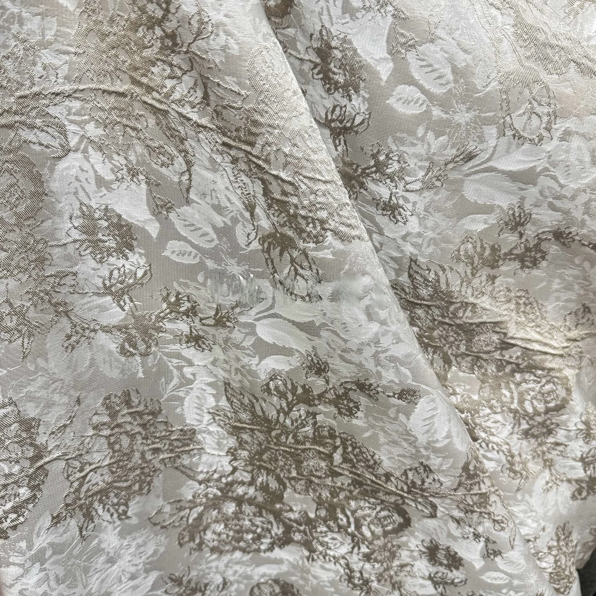 

Caramel Color 3D Relief Tissue Faionable Bestseller Handmade DIY Clothing Fabric Polyester Fabric Large Flower Pat...