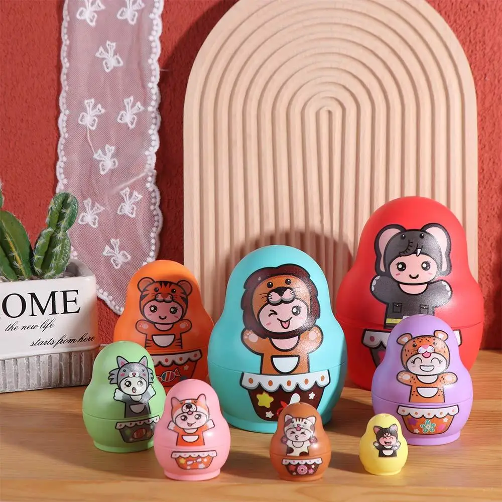 Ornement 6 couches poupées gigognes russes 8 couches Figurines Matryoshka jouets Collection de dessins animés poupées empilables faites à la main maison chambre