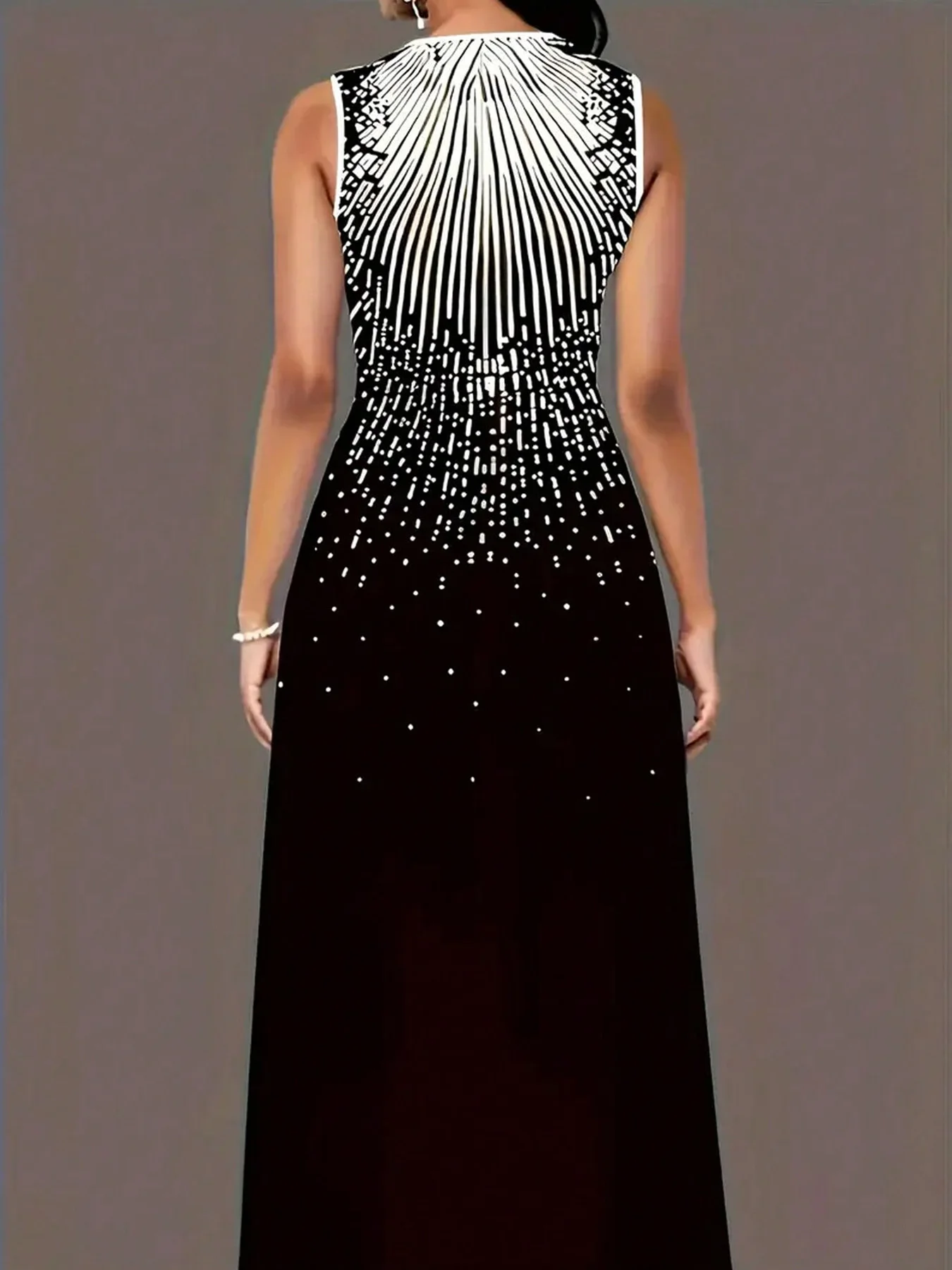 Elegant round Neck Print Dress Sleeveless Color Block Design Women's Casual Maxi Gown