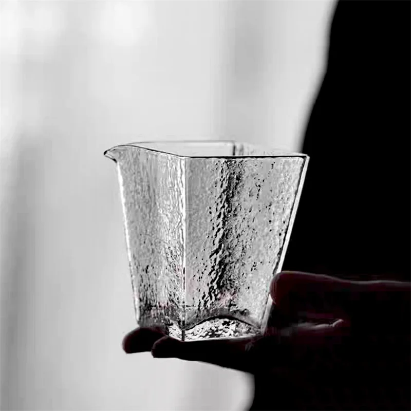 Japanese Style 200ml Square Handmade Hammer Patterned Glass Fair Cup Tea Pitcher Kung Fu Tea Set Coffee Sharing Pitcher