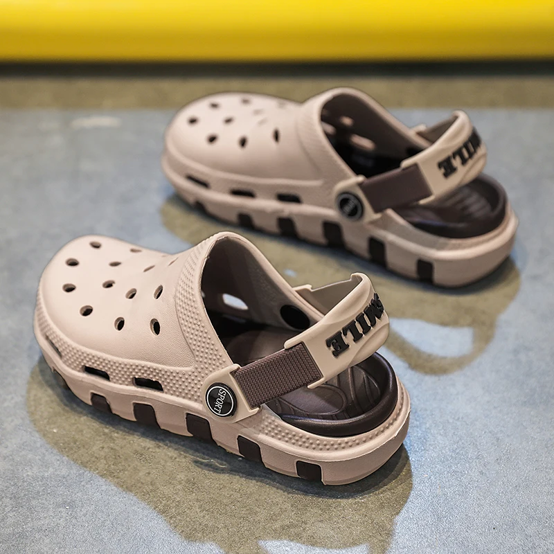 Children's unisex Hole Shoes Summer Non-Slip Outdoor Sandals Closed Toe Shit Feeling Beach Slippers Thick Bottom Soft Bottom