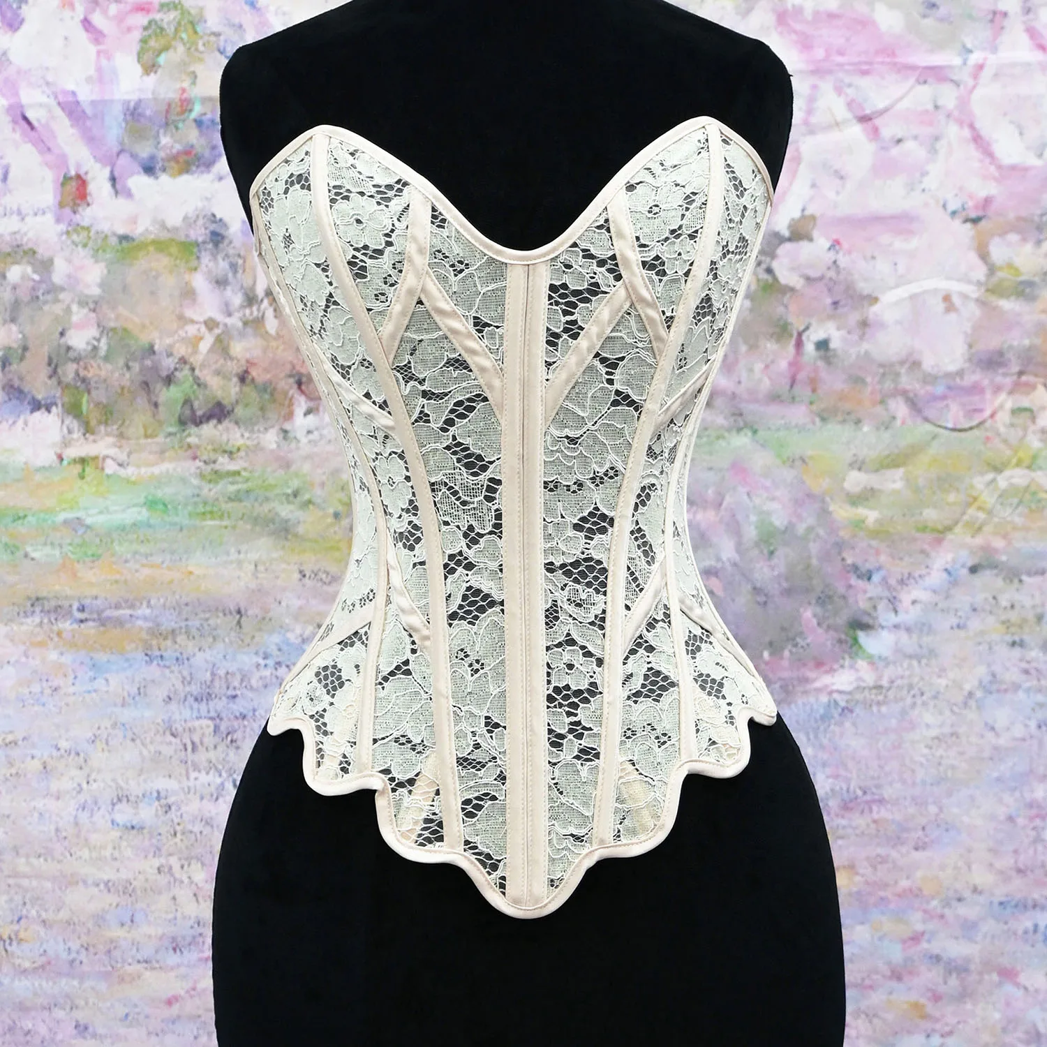 

Vintage Strapless Lace Overbust Corset Top for Women with Wave Hem Waist Cincher Hourglass Body Shaper Bustier Shapewear