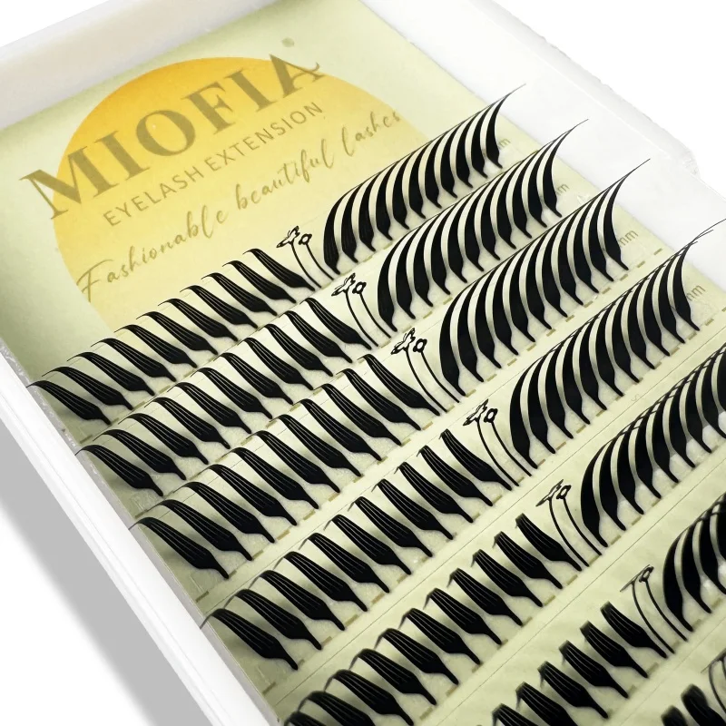 Anime Schmetterling Wimpernverlängerung Federform C/D Curl Vorgefertigte Wimpern Weiche leichte Manga-Effekt Falsche Wimpern Make-up-Tools
