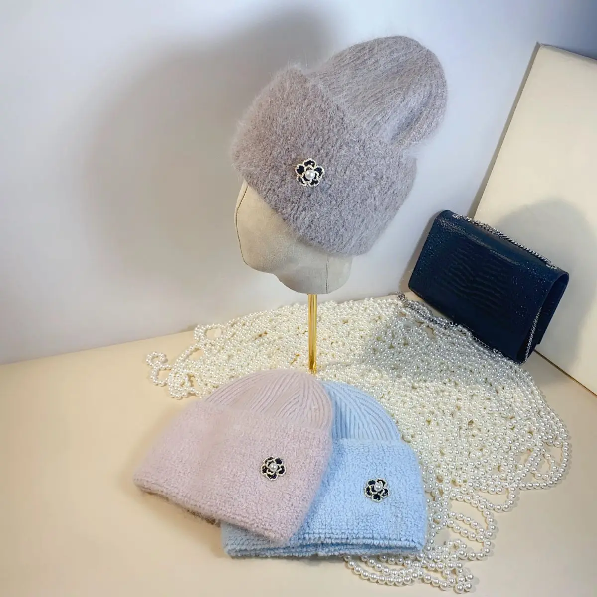 Winter Hat Camellia Flower Woolen Hat Versatile Thickened Warm Hat Fashion Ear Protection Rabbit Hair Knitted Hat for Women