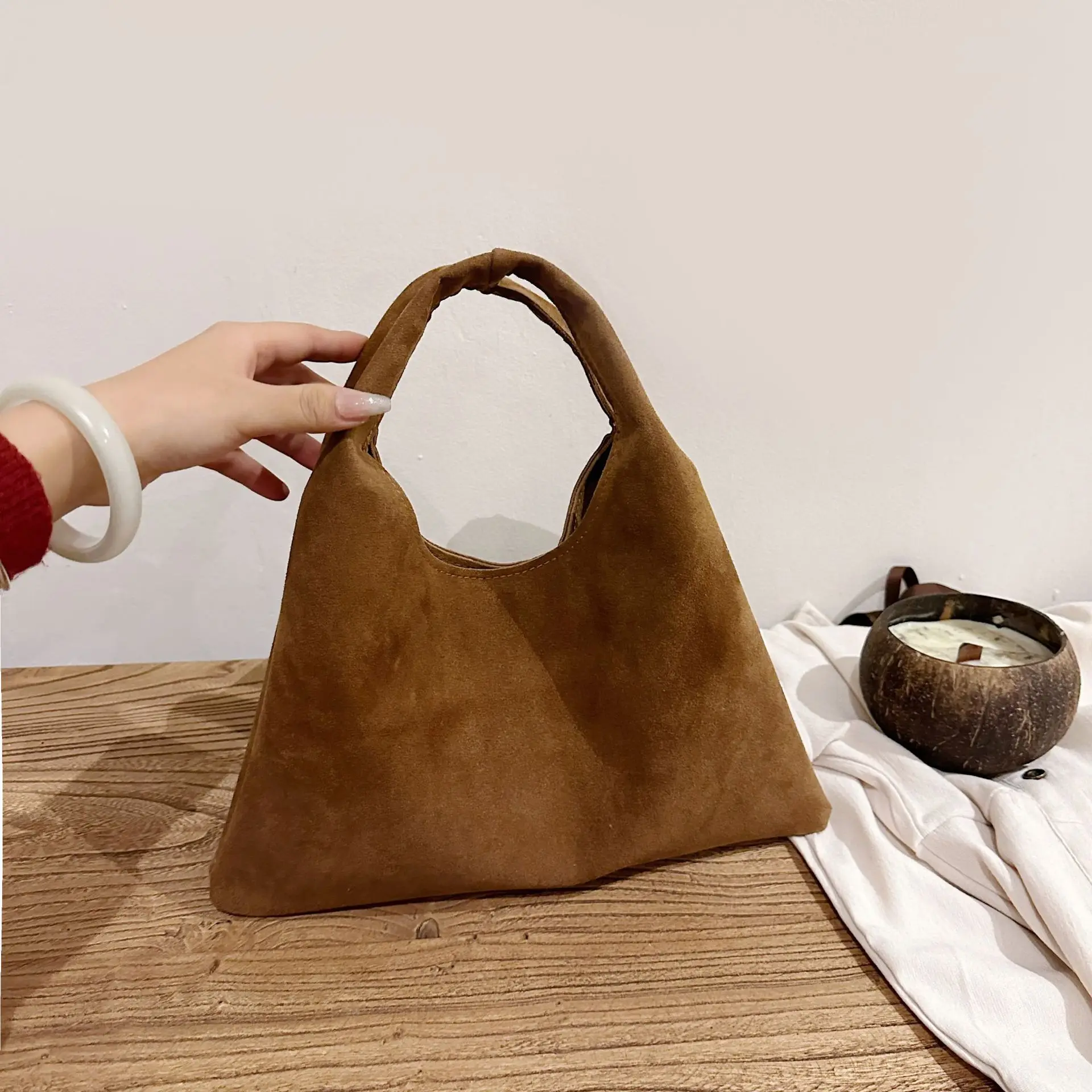 

2025 Vintage Commuter Bag, Chic Top Handle Purse for Women, Casual Crossbody Tote, Versatile Day to Night Bag, Textured Sling