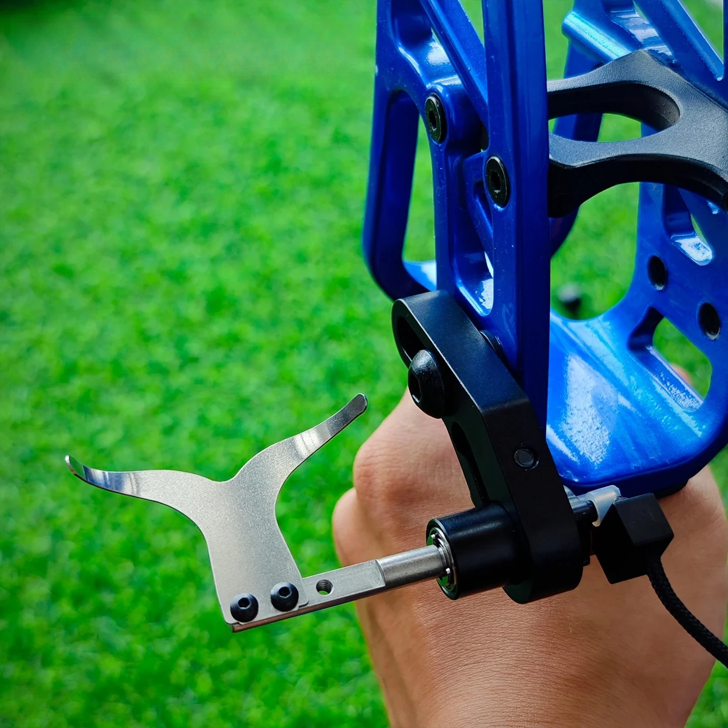 For Compound Bow / Dual-purpose Bow Hunting Archery Little Fox Arrow Rest CNC Aluminum Alloy Drop Away Arrow Rest