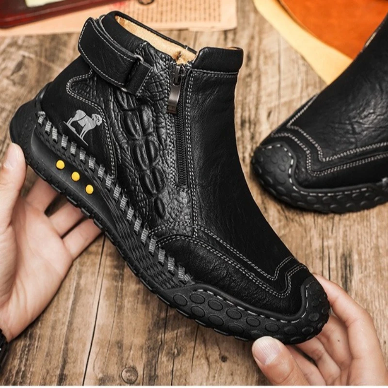 

Новая кожаная мужская обувь ручной работы с застежкой-молнией. Уличные кроссовки. Повседневная обувь на плоской подошве. Мужская рабочая обувь. Ботильоны. Обувь для мужчин.