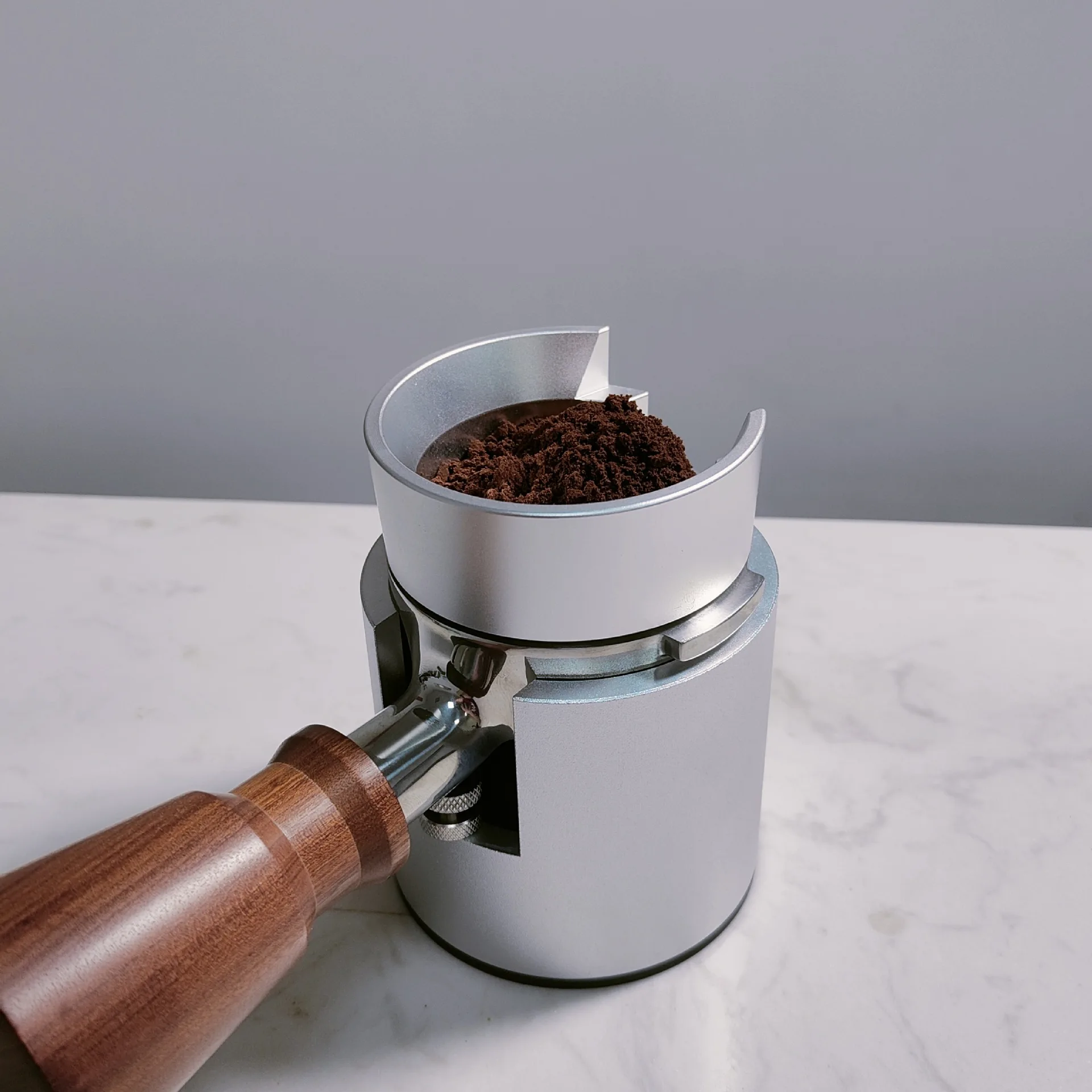 ل Eureka Mignon MMG مطحنة القهوة المضادة للطيران مسحوق الدائري يتكيف 58 مللي متر لآلة القهوة مقبض أجزاء حلقة مسحوق القهوة