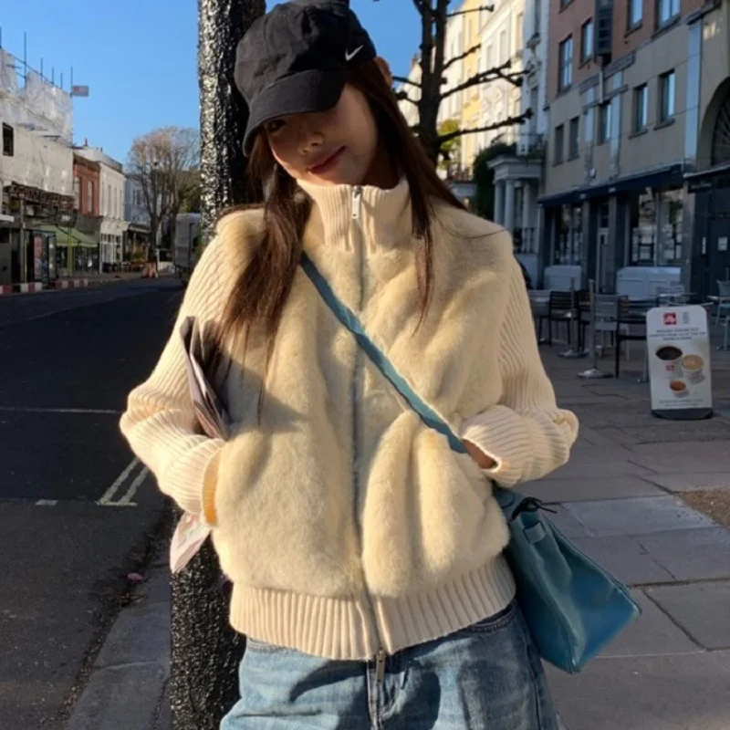 2026 Winter Foreign Trade New Style Young Women's Fashion Knitted Splicing Design Eco friendly Fur and Fur Coat