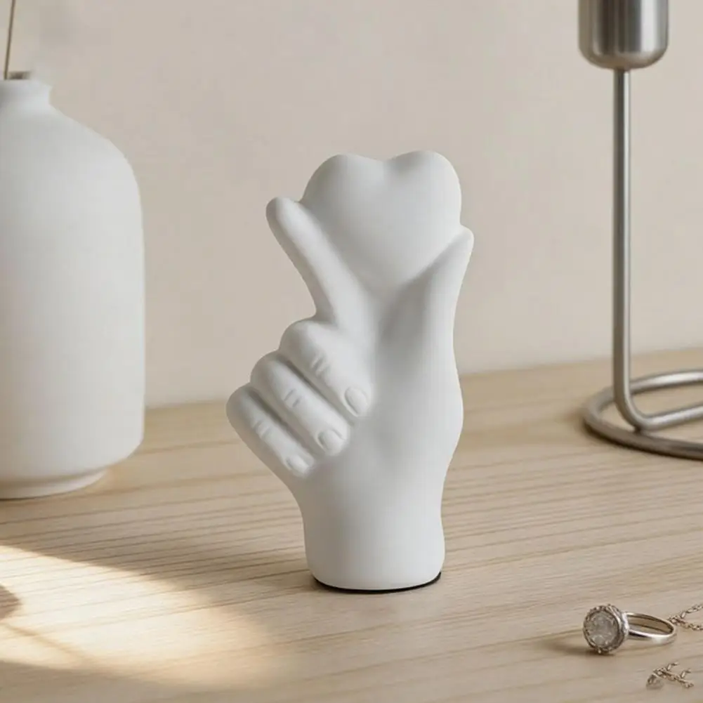 Wabi sabi Home Accessory Love Gesture Ornament Heart Hand Gesture Sculpture Love Desktop Ornament for Room Valentine s Day