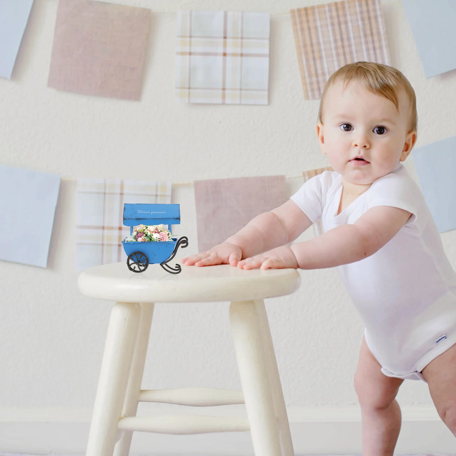 

Vintage Tinplate Trolley Retro Cart For Home Decor Craft Ornament Living Room Bedroom Office Photography Props Set