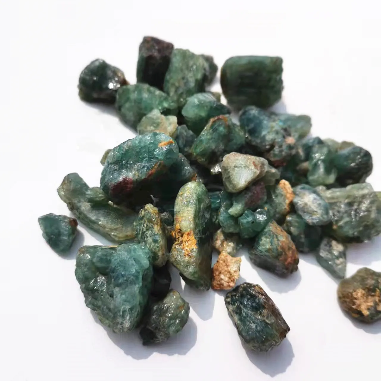 Natural grandidierite stones Gemstone Specimen from Madagascar