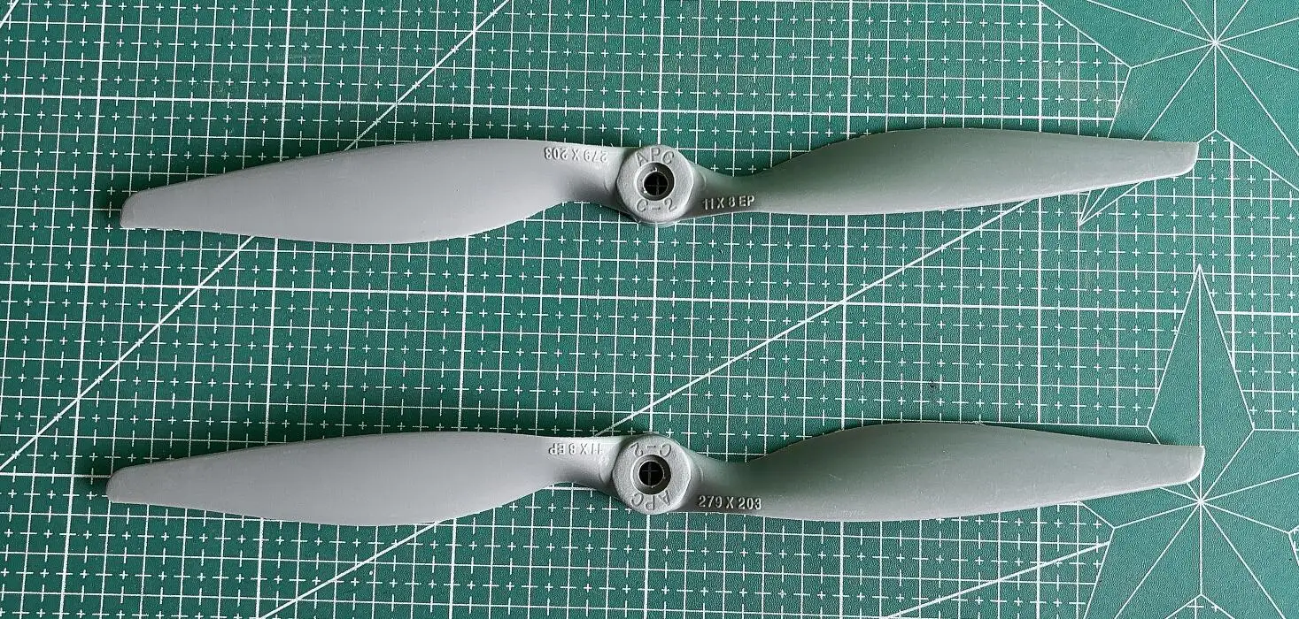 2PCS APC Electric Props Genuine RC model aircraft 11X8 EP 1180EP C-2 11X8 Pusher Propeller 279X203 11inch
