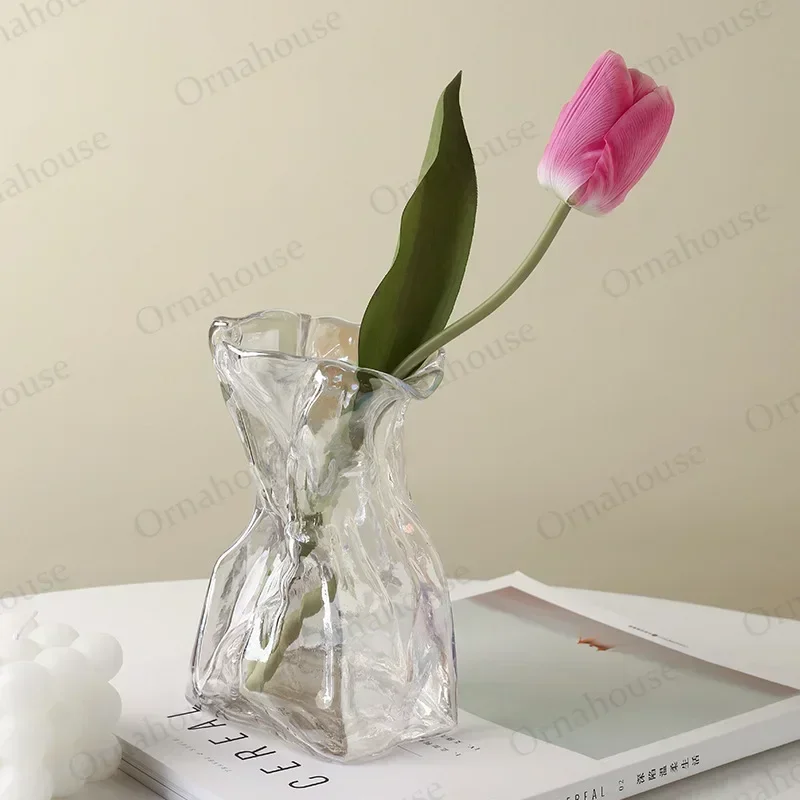 Modern Color Creative Frosted Glass Small Vase for High-end Home and Living Room Decoration Flower Vase Traf تحف كبيره للمنزل