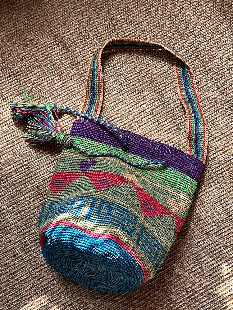 

Handmade Woven Bag [price of 20 Piece]