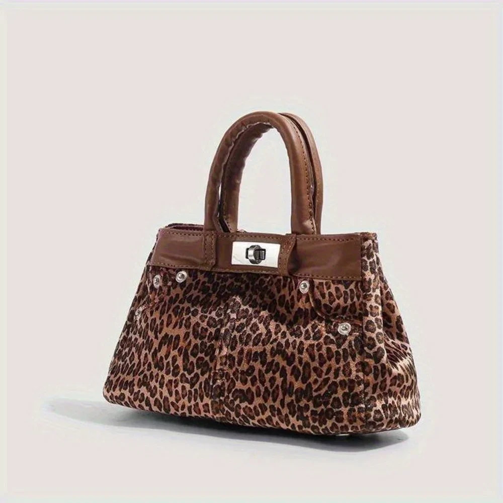 

Сумка 2025, новая осенне-зимняя модная универсальная замшевая сумка, популярная в этом году сумка через плечо с леопардовым принтом