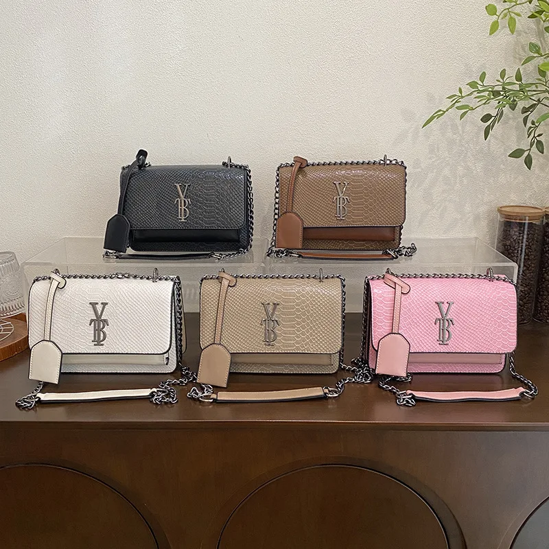

2025 New Gradual Change Color Small Square Bag Fashion Chain Small Bag Female Senior Personality Casual Shoulder Bag