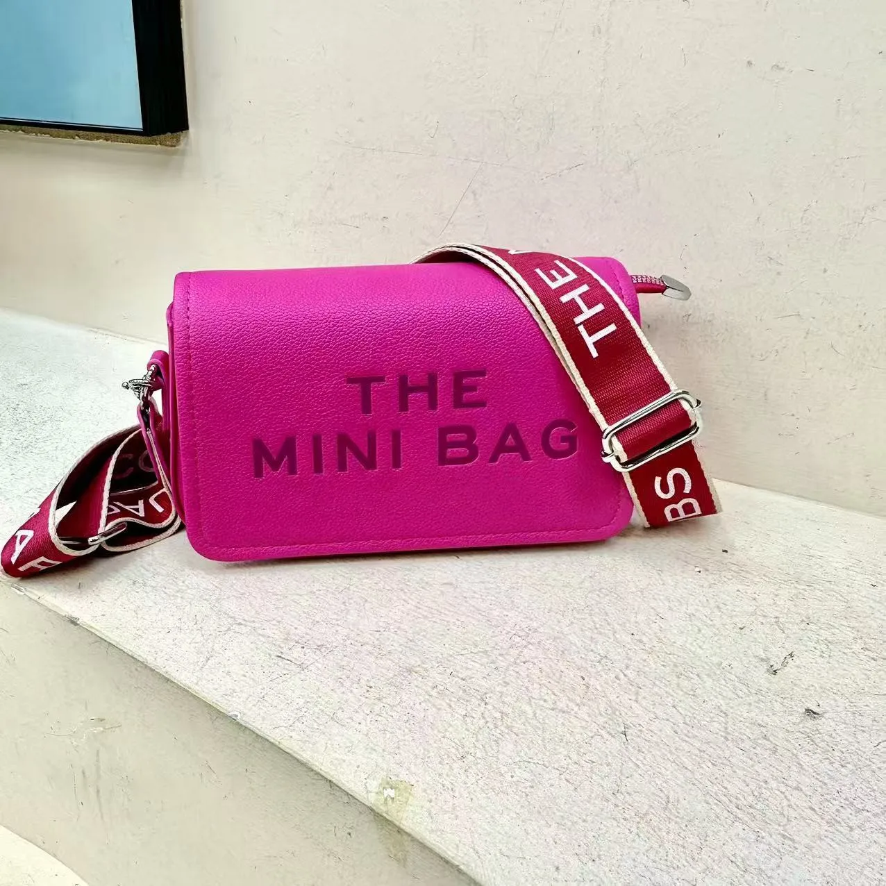 Ins حقائب اليد مصمم الأزياء الماركات الشهيرة الفاخرة حقائب كروسبودي المحافظ النسائية وحقائب اليد 2025