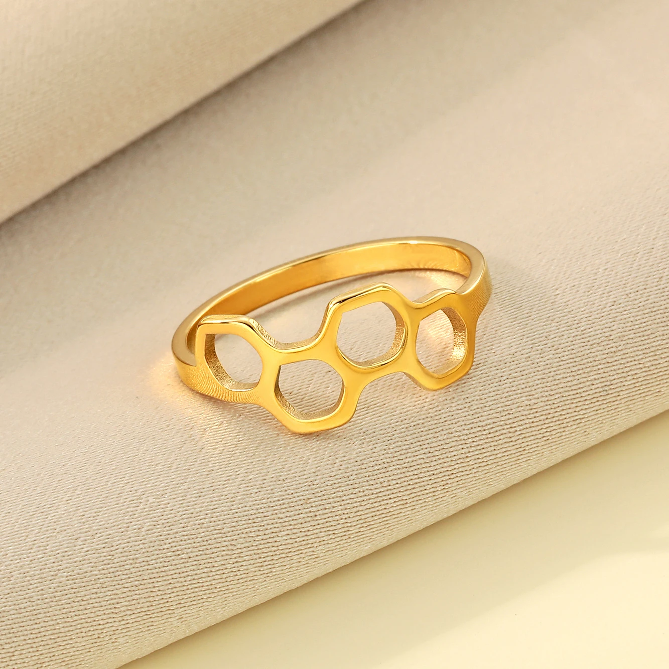 CHENGXUN Bee Ring Dainty Honey Comb Ring Nature Ring Stainless Steel for Men and Women