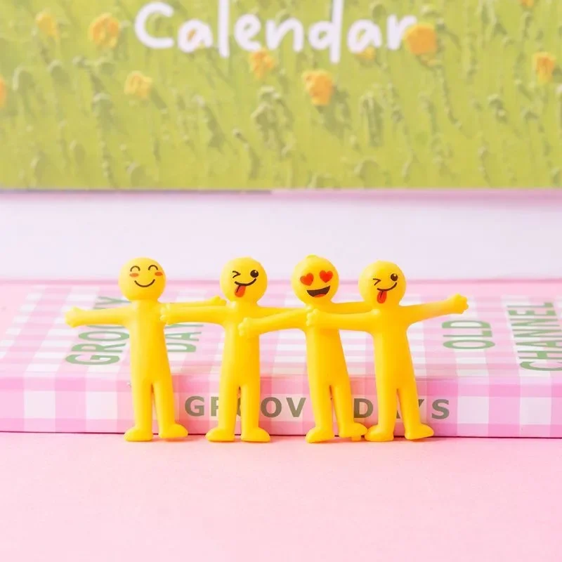 Uśmiechnięta, rozciągliwa, żółta figurka, kreatywna zabawka antystresowa z składaną, miękką gumową lalką Kawaii do odprężania.