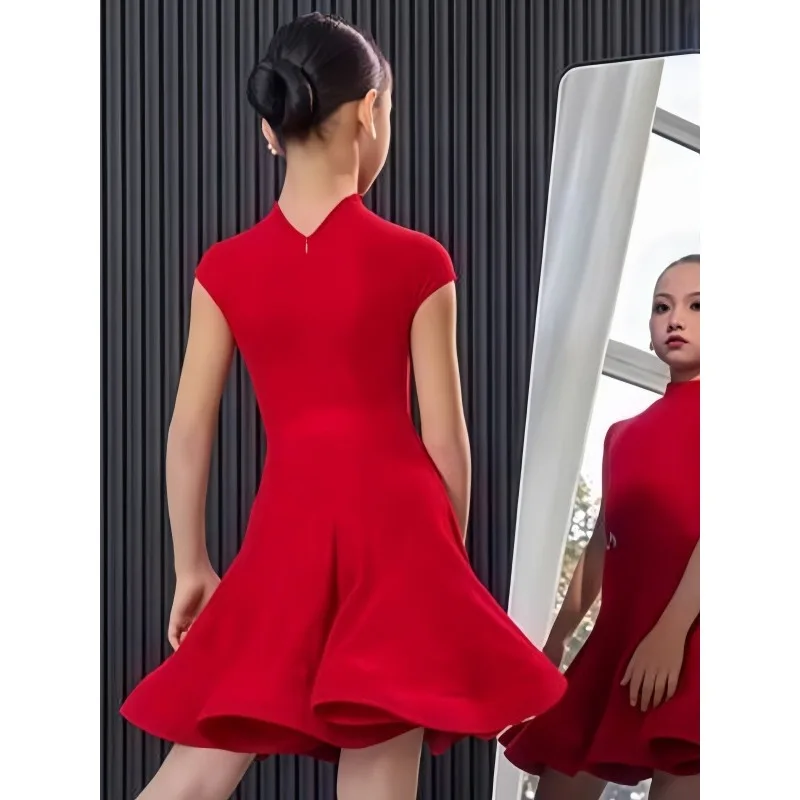 

Платье для латинских танцев для девочек по индивидуальному заказу, регулируемая бархатная спинка, юбка в форме рыбьей кости с v-образным вырезом, большая распашная юбка, профессиональная униформа для соревнований