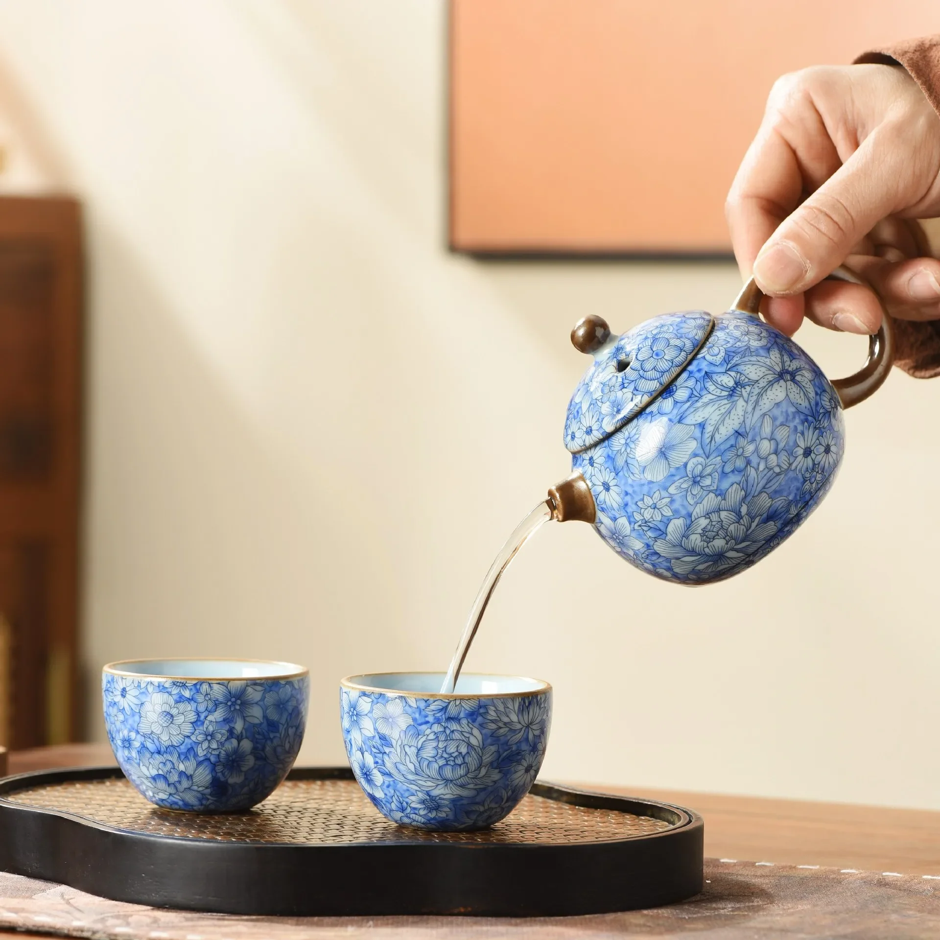 Ruyao Travel Tea Set One Pot Four Cups Gift Box Outdoor Portable Teapot Colorful Luxury Teapot Camping Ceramic Business Gift