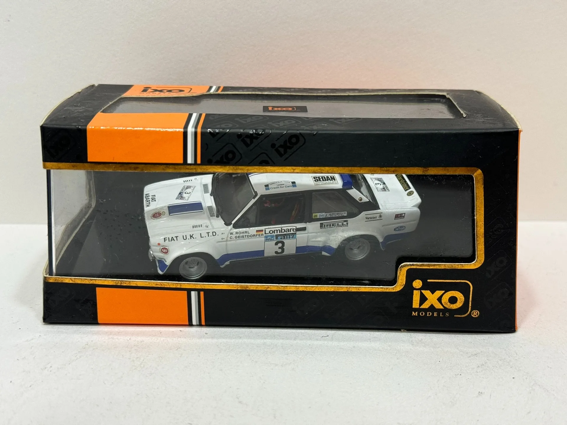 

Diecast IXO 1/43 Scale Fiat 131 Abarth FIAT UK Ltd Lombard RAC Rally 1979 #3 W.Rohrl Alloy Car Model Collectible Toy Gift