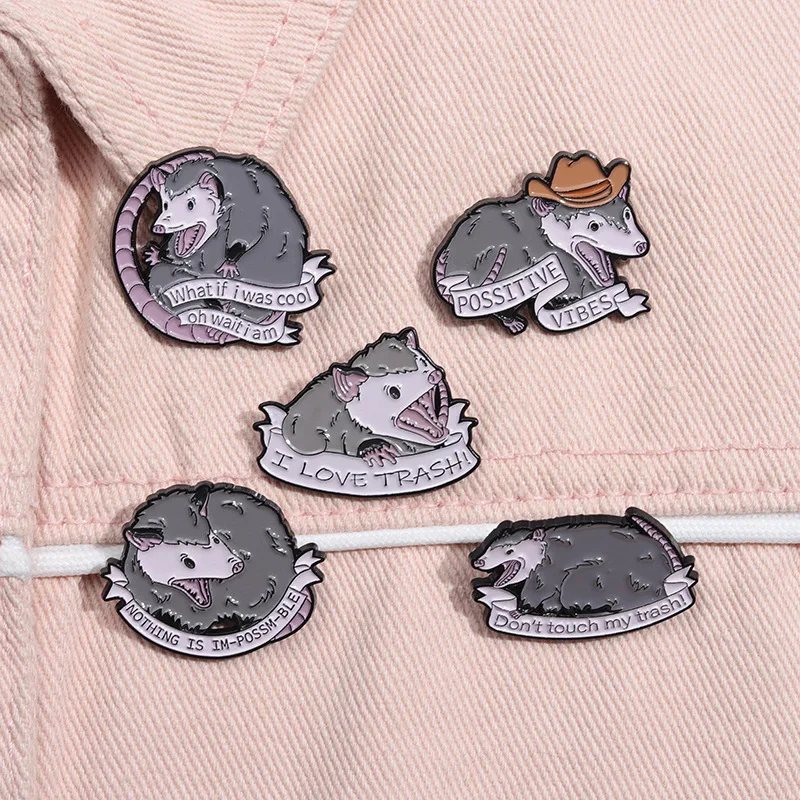 Cartoon Lively Animal Rat Brooch Enamel Pin Cute Mouse I Love Trash Funny Slogan Badge Collection Lapel Jewelry Wholesale