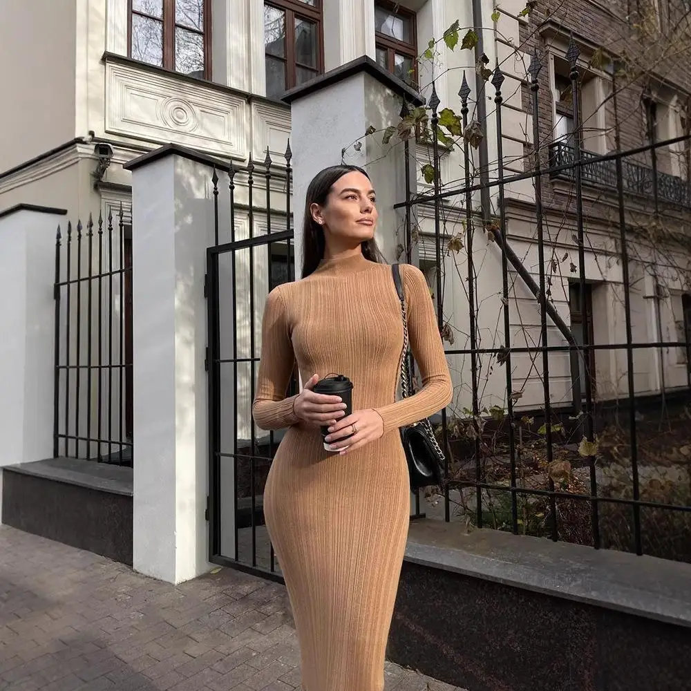 Sweter damski Ele High Ne, dzianinowy, dopasowany, jednolity kolor, jesienno-zimowy, nowy, modny, elegancki.