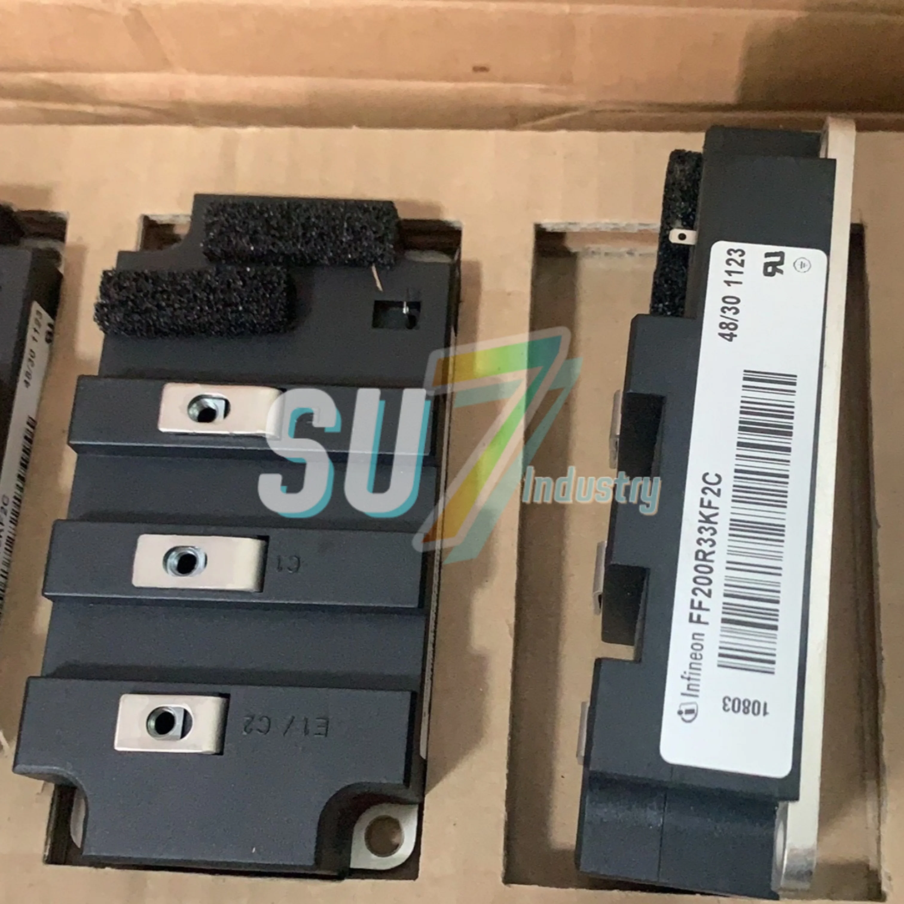 BSM300GB120DLC   FF200R33KF2C    New In warehouse     Power Supply Module
